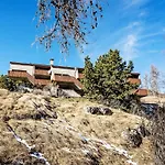 아파트 Chesa La Drosa Ab By Interhome