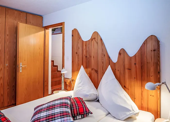 Chesa La Drosa Ab By Interhome Apartamento